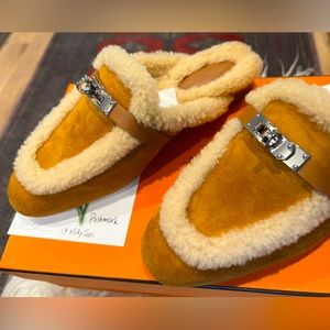 Peau leather slipper